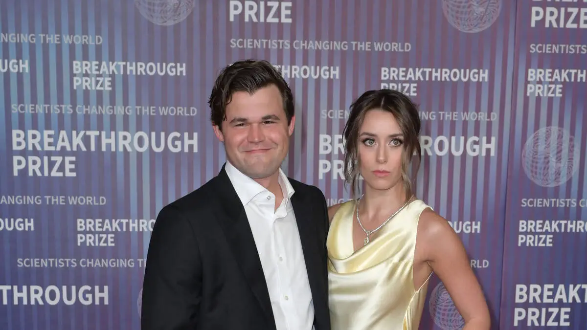 schach-superstar-magnus-carlsen-und-seine-freundin-heiraten-dieses